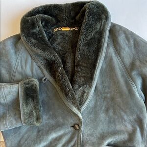 Vintage Made In Italy Sherling Sheepskin Suede Green Jacket‎ Women’s Size 38
